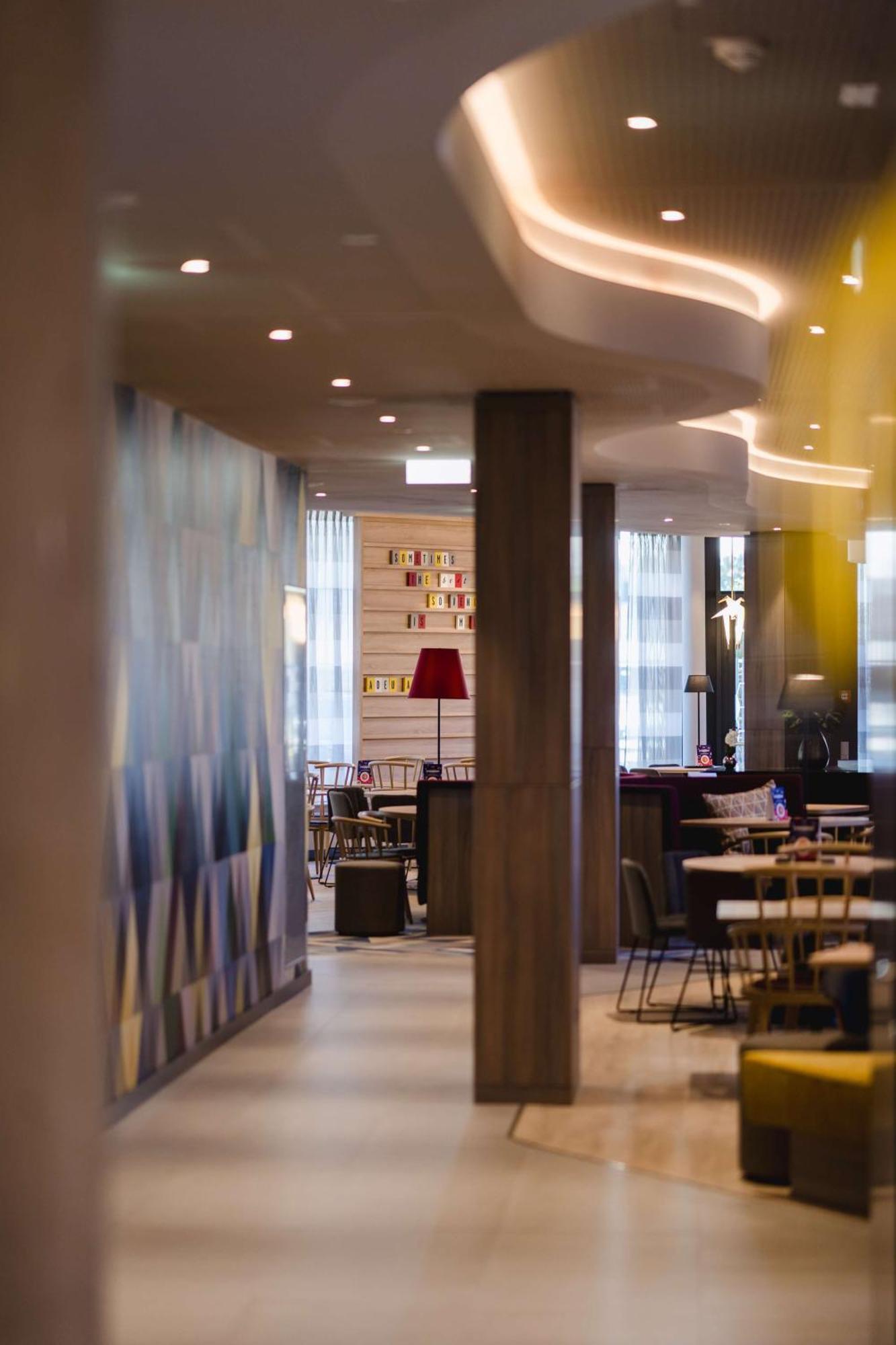 Hampton By Hilton Vienna City West Экстерьер фото